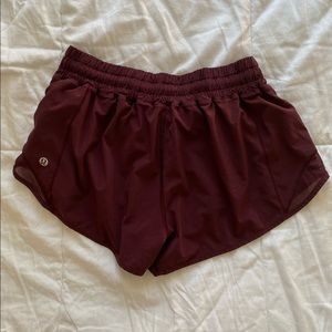 lululemon hottie hot shorts